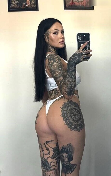 skinny asian onlyfans nude photo