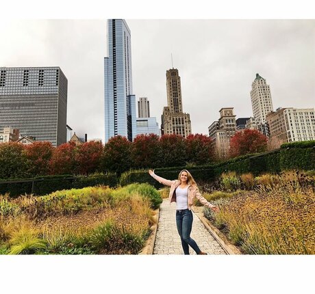 Karyn Best best model image