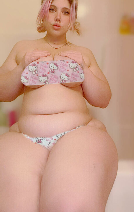 Lania Fawn pornographic star archive