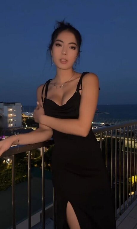 Dani Klieber xxx star img