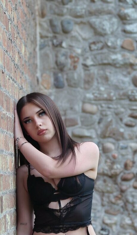 Missjaynelin model naked photo