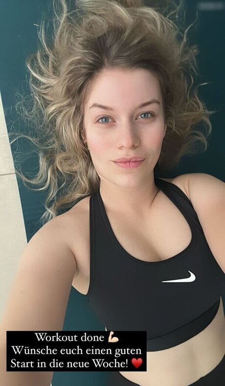 FormulaLena exclusive star pictures