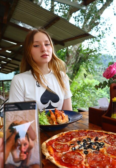 Glitterandanthrax beautiful model gallery