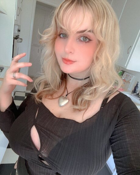 dutch onlyfans top images