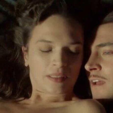 Versailles Fernsehserie_ model hot picture