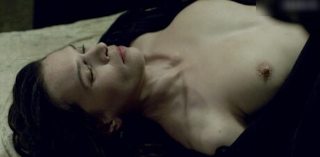 Versailles Fernsehserie_ best model img