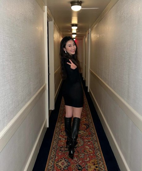 skinny asian onlyfans erotic gallery