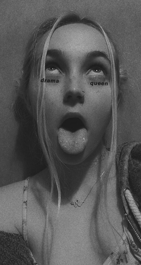 kushgirlxxfree beautiful model archive