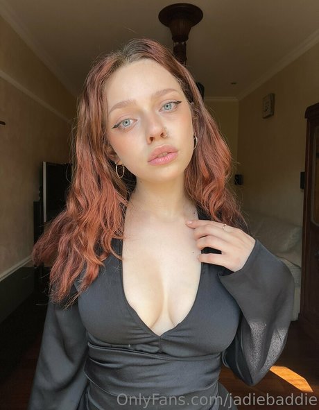 jadiebaddie beautiful model images