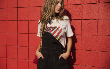 Camila Morrone xxx model pictures