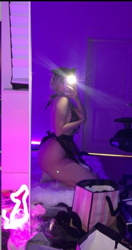 Allycxt top actress pic