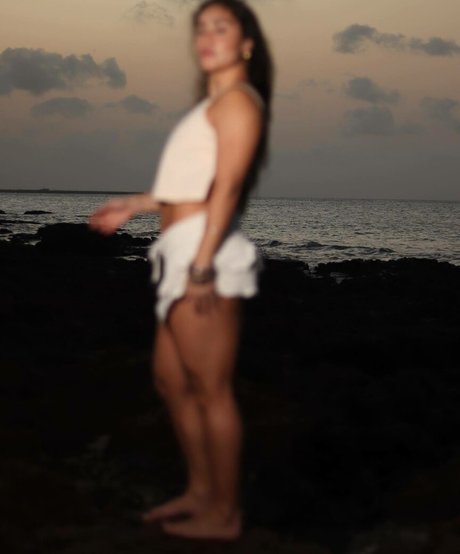 Amy Reis model hd img