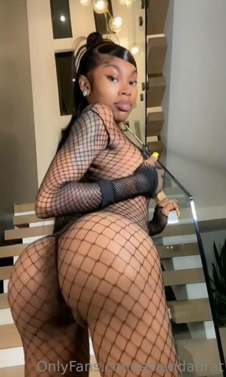 Asian Doll model pornographic photo