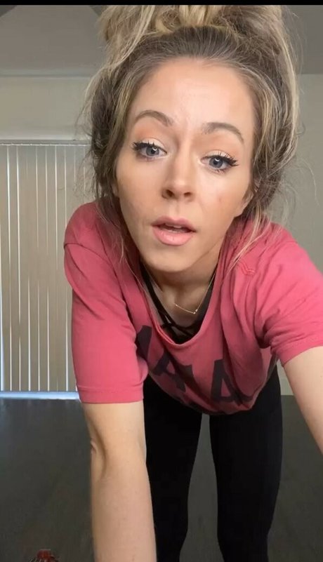 Lindsey Stirling model best pics
