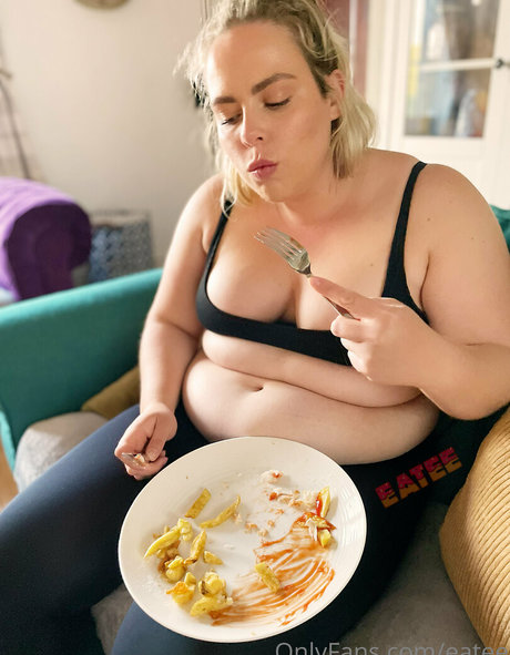 selfie nude onlyfans nude archive