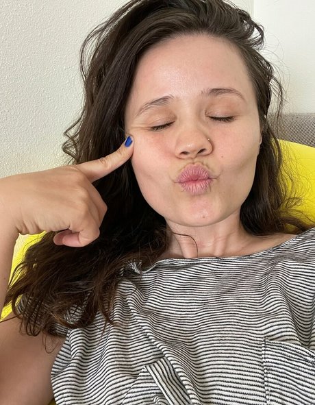 popular trans onlyfans beautiful naked photo