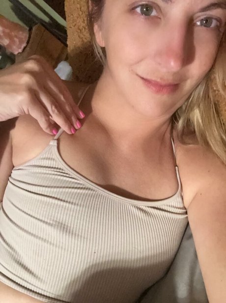 ButterflyYogaVIP star adult images