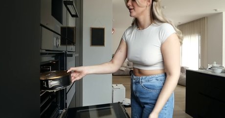 deepthroat pov onlyfans art naked archive