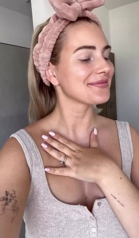 live onlyfans top pictures