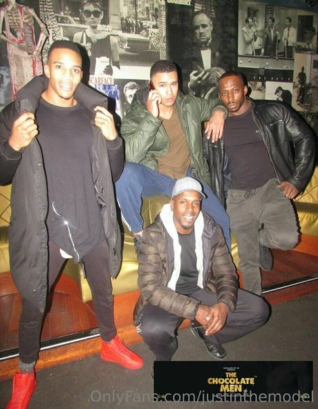 lesbian onlyfans porn image