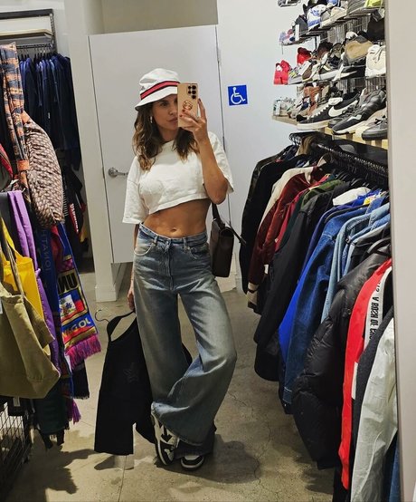 Elisabetta Canalis nudes actress photos