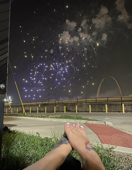 reallybre sexy actress galleries