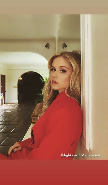 Erin Moriarty pornstar high quality pictures