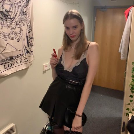 Eliza Goldsmith star hd photo