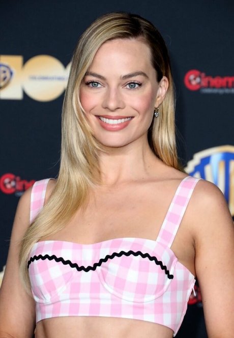 blonde natural onlyfans free nude photos