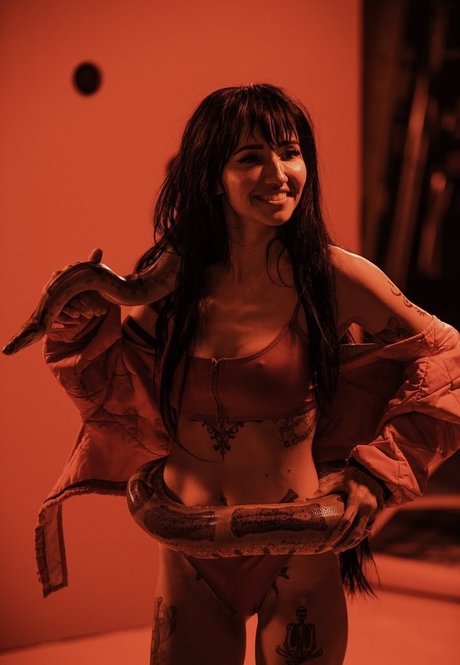 chatting onlyfans erotic archive