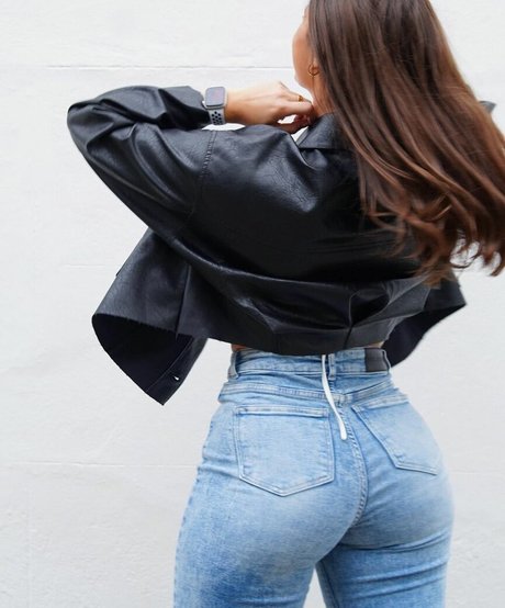 livefitelle free model galleries