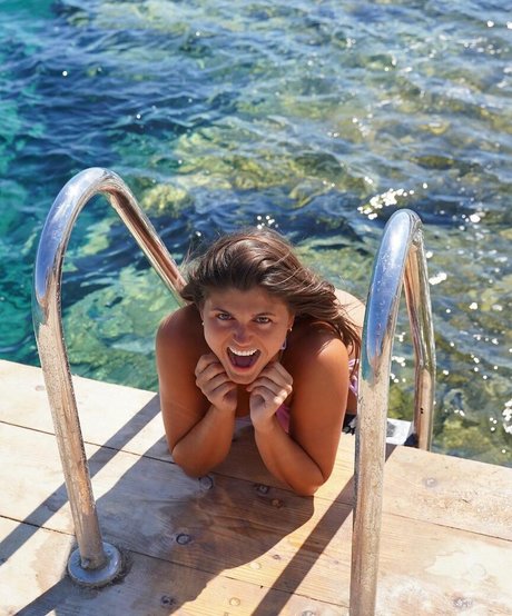 livefitelle model sexy gallery