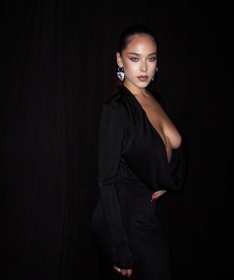 asian threesome onlyfans top archive