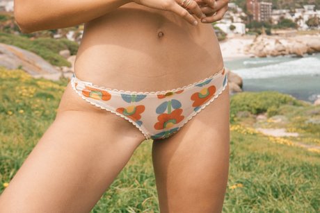 teen young onlyfans sexy images