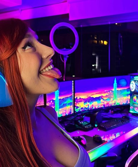 Diana Zambrozuski high quality pornstar pics