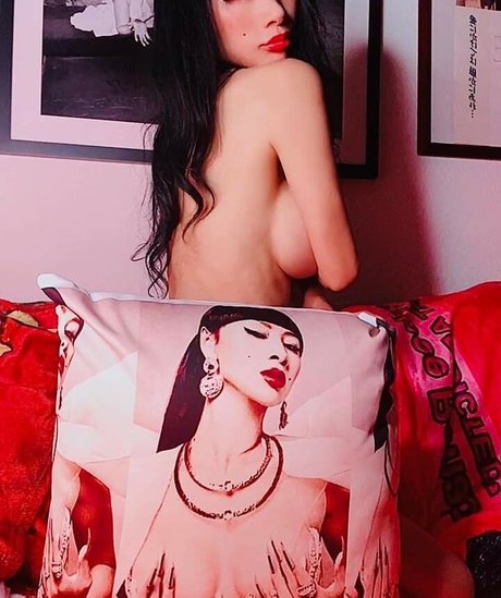 Bai Ling sexy model image