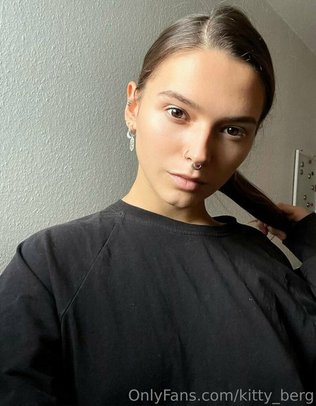 Kitty Berg exclusive star archive