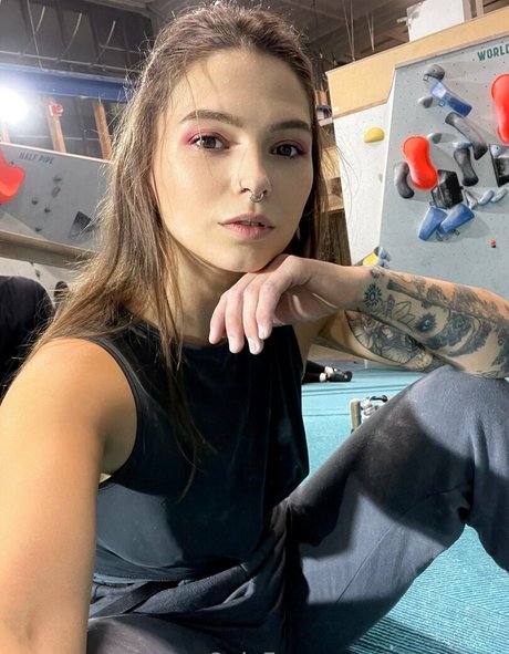 pregnant princess onlyfans naked pictures