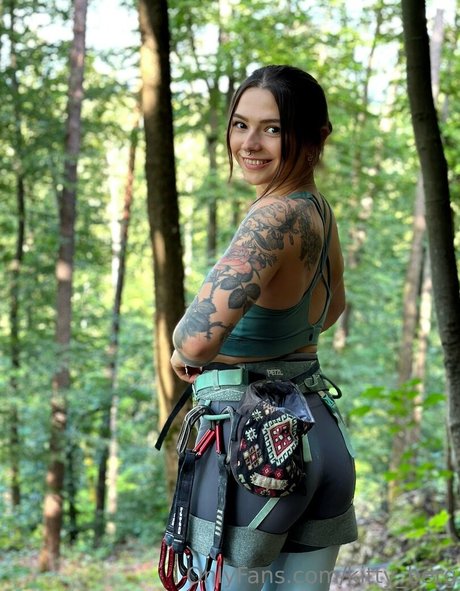 busty mom onlyfans free porn image