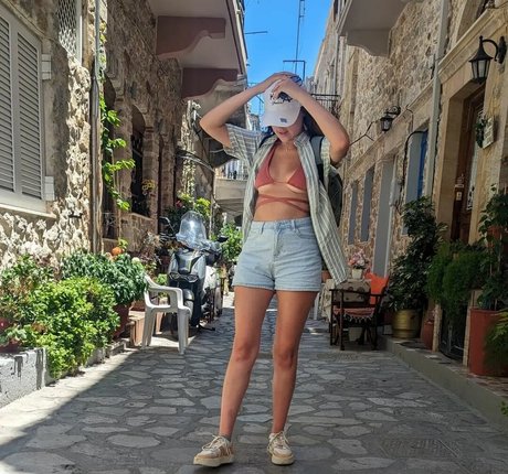 asian threesome onlyfans sexy nudes gallery