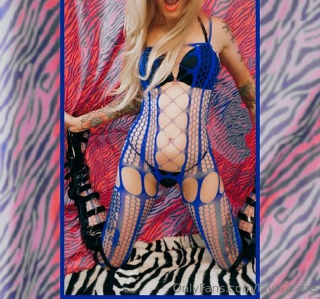 busty redhead onlyfans art naked archive