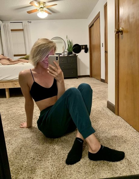 Casanlom exclusive actress photos