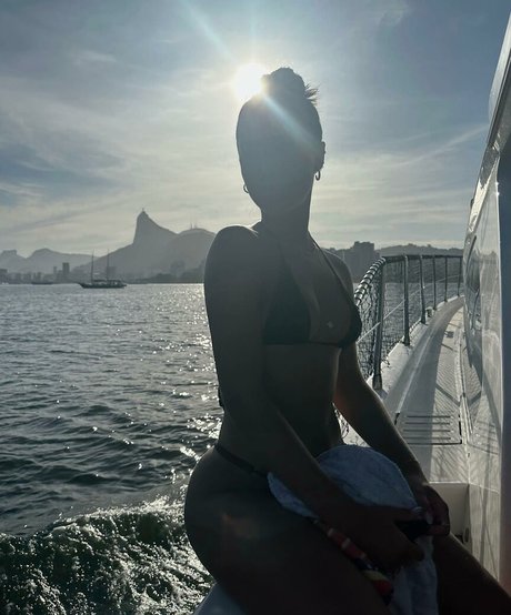 Gabriela Versiani pornstar sex galleries