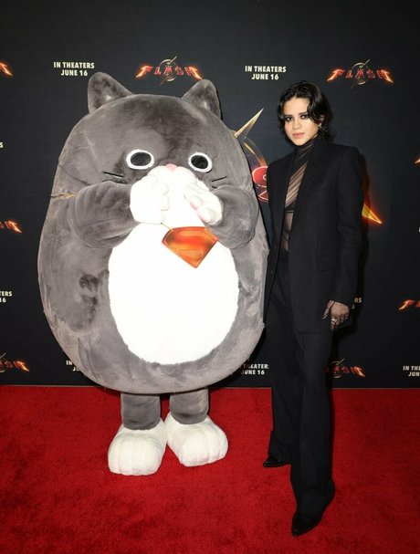 Sasha Calle porn actress img