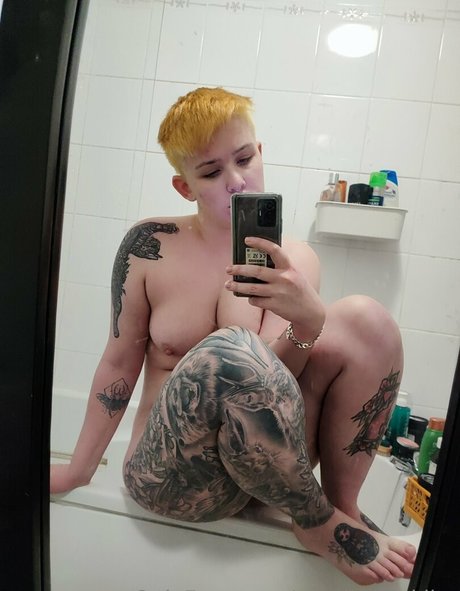 cutekatkinklite naked model images