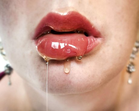 Rich Protection exclusive actress picture