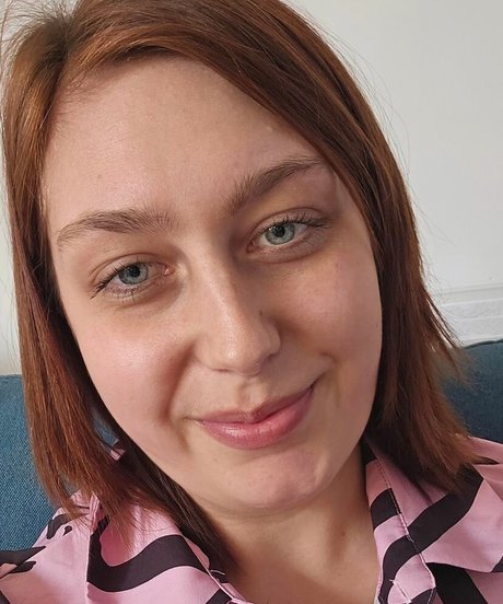 Bustyolive model nudes photos