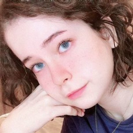 Arise Peachy nice pornstar img