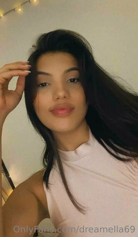 dreamella69 pornographic star picture