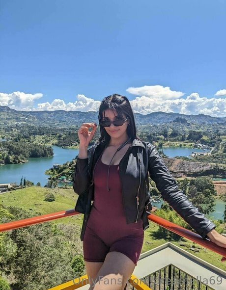 dreamella69 hot actress archive